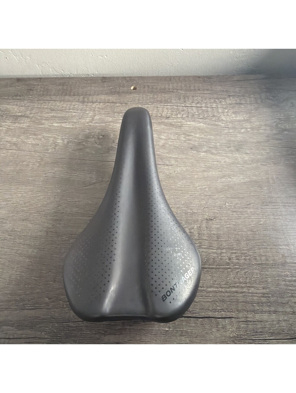 Nearly New Trek Bontrager Arvada Bicycle Saddle (Seat) 138mm wide - Black